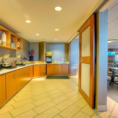 Springhill Suites By Marriott Lawrence Downtown Exteriér fotografie