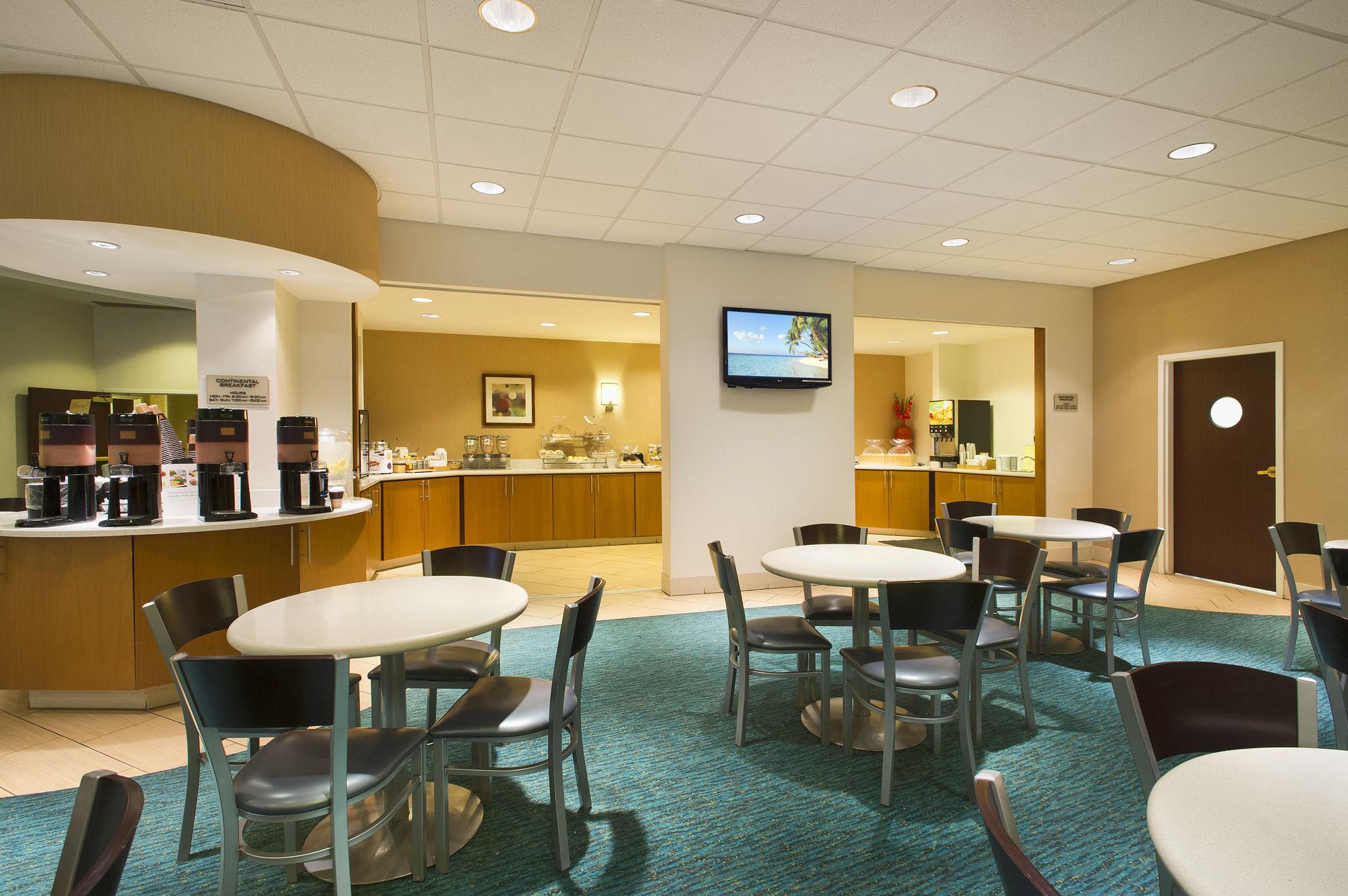 Springhill Suites By Marriott Lawrence Downtown Exteriér fotografie