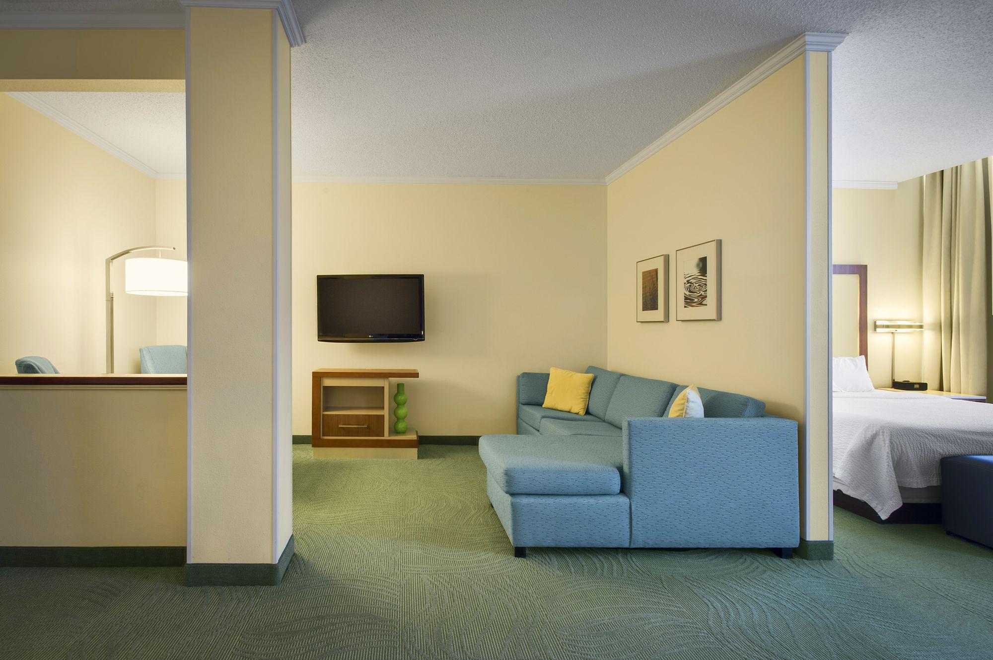 Springhill Suites By Marriott Lawrence Downtown Exteriér fotografie