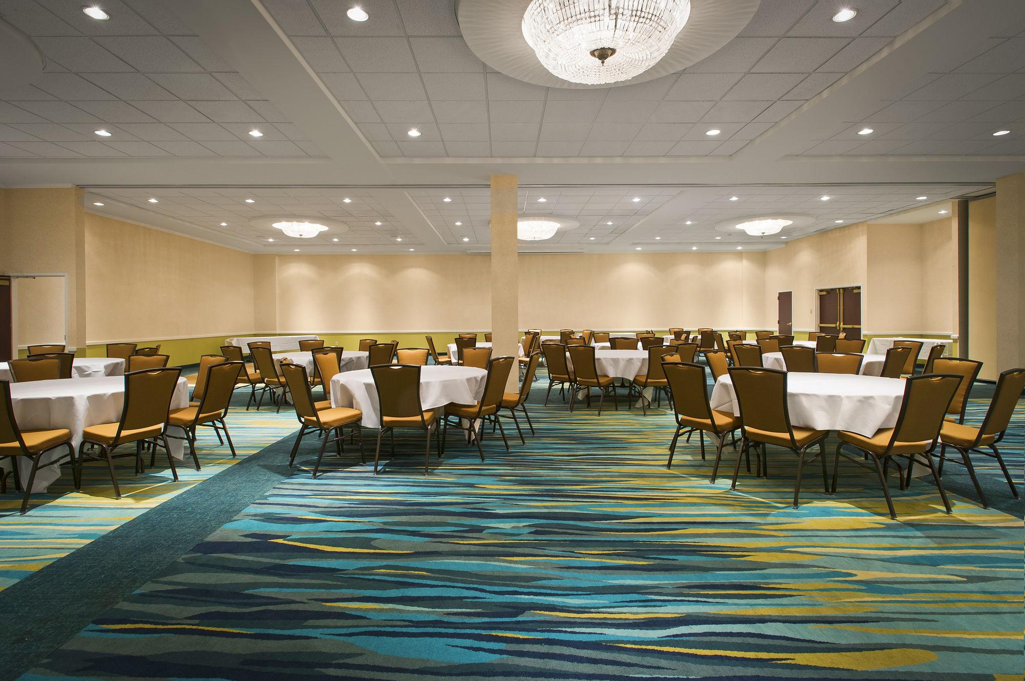 Springhill Suites By Marriott Lawrence Downtown Exteriér fotografie