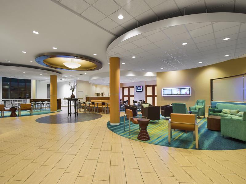 Springhill Suites By Marriott Lawrence Downtown Exteriér fotografie
