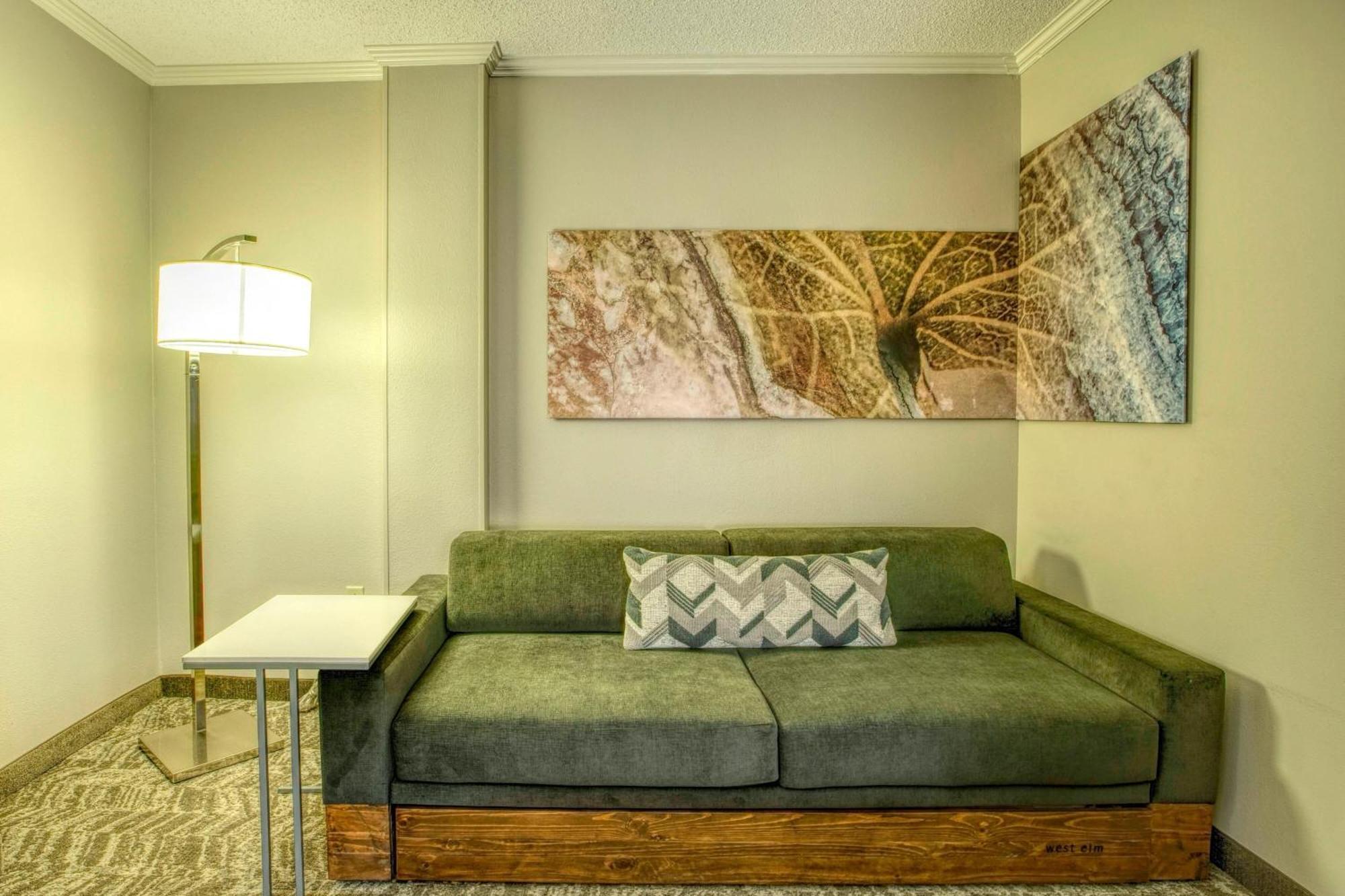 Springhill Suites By Marriott Lawrence Downtown Exteriér fotografie