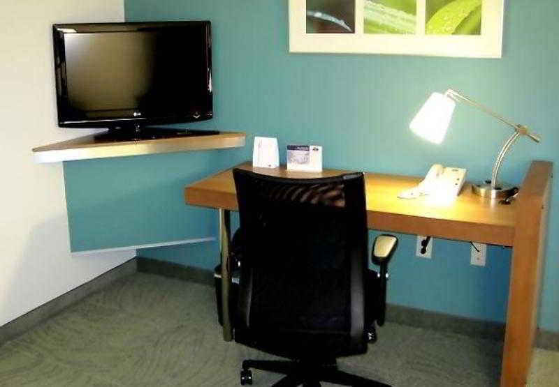 Springhill Suites By Marriott Lawrence Downtown Pokoj fotografie