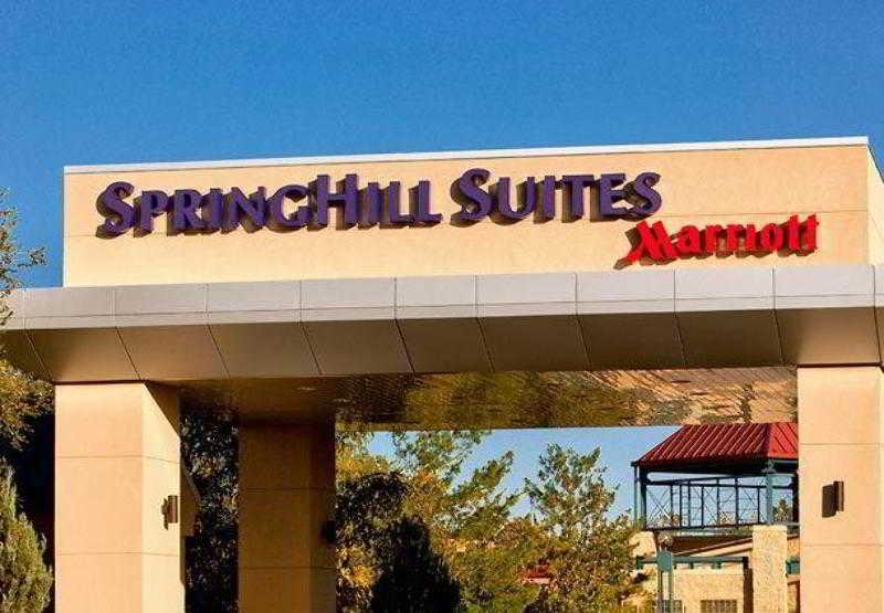 Springhill Suites By Marriott Lawrence Downtown Exteriér fotografie
